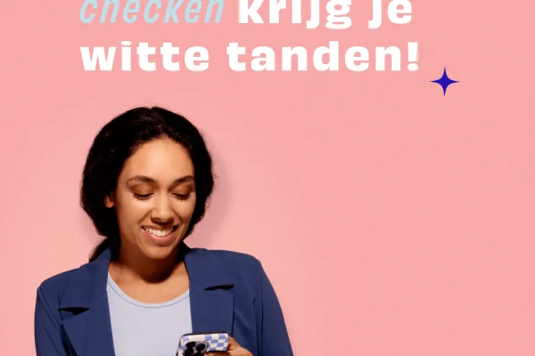 Beeld Social Campagne White Teeth Forever roze
